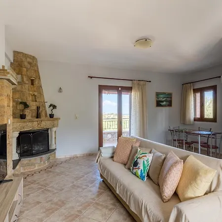 Chioureas Apartment *
