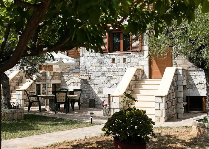 Chioureas * Λεύκτρο